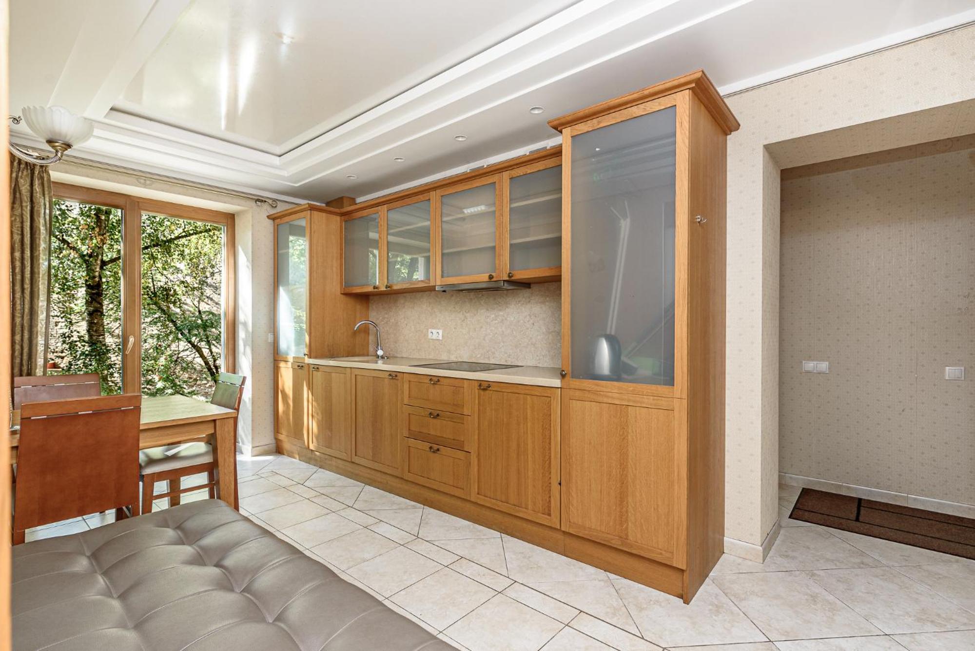 Jacuzzi Apartments X Free Parking X Self Check-In 24X7 By H&H Вильнюс Экстерьер фото